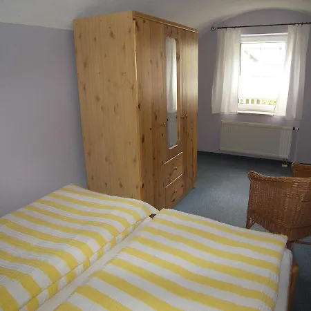 Krumminer Schwalbennestchen Apartamento *
